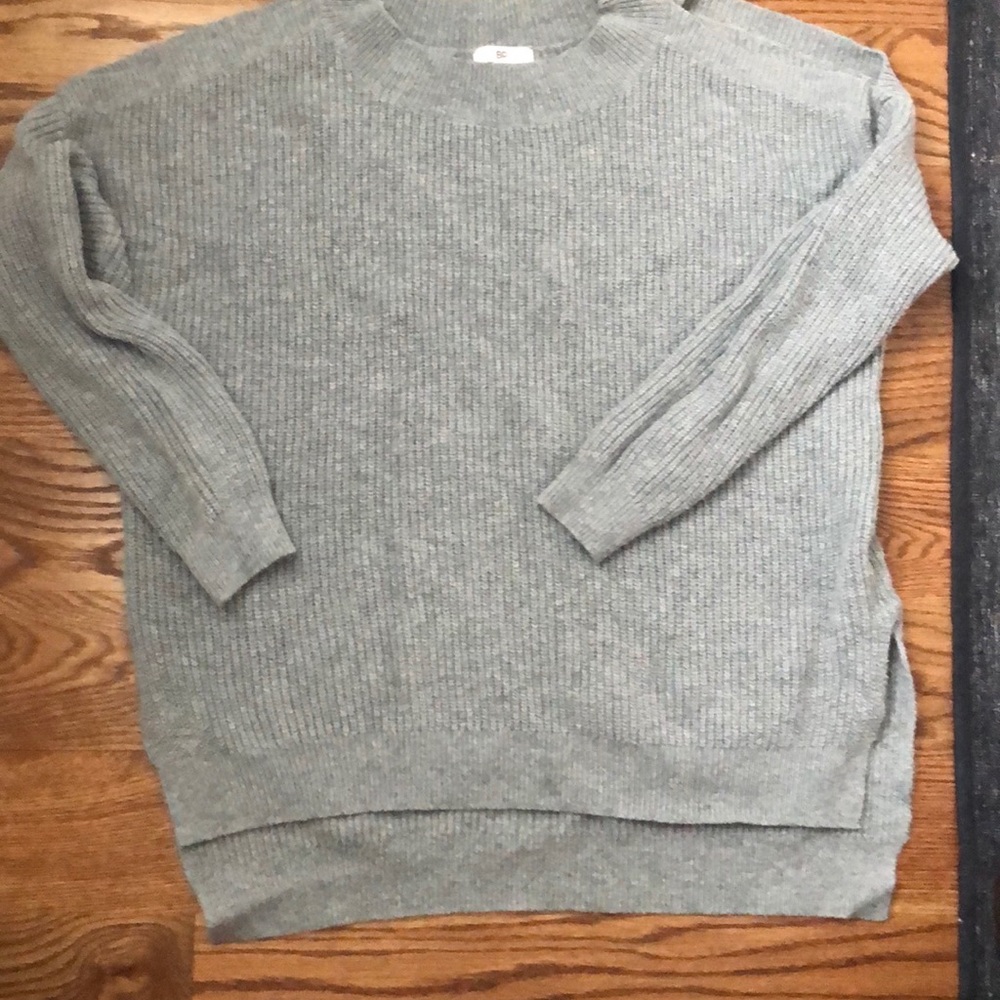 BP ribbed gray tunic sweater